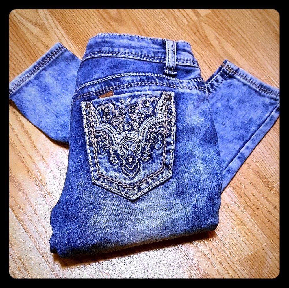 Premiere whitewashed embellished jeans